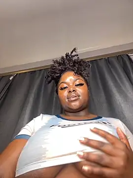 Honeycoco0211 online show from 10/10/25, 08:19