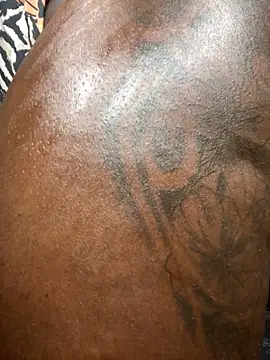 Honeycoco0211 online show from 04/16/26, 08:04