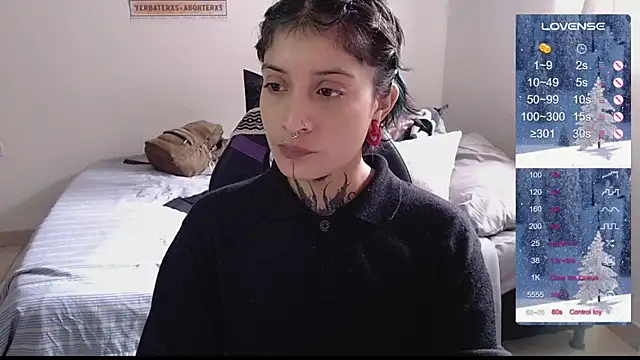 Snapshot of _Apola_77 chatting on 12/27/24, 05:05 Apola 77 online show from 12/27/24, 05:05