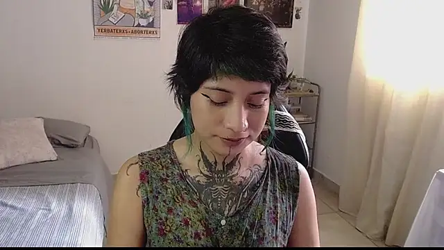 Snapshot of _Apola_77 chatting on 01/15/25, 07:23 Apola 77 online show from 01/15/25, 07:23