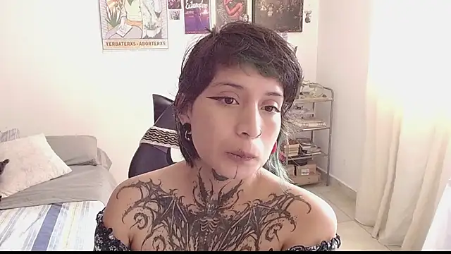 Snapshot of _Apola_77 chatting on 01/21/25, 06:34 Apola 77 online show from 01/21/25, 06:34