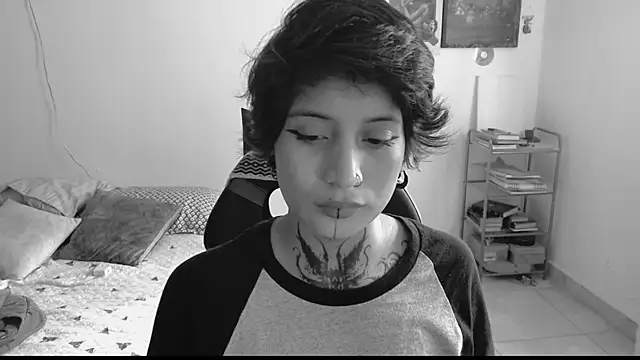 Snapshot of _Apola_77 chatting on 02/19/25, 09:25 Apola 77 online show from 02/19/25, 09:25