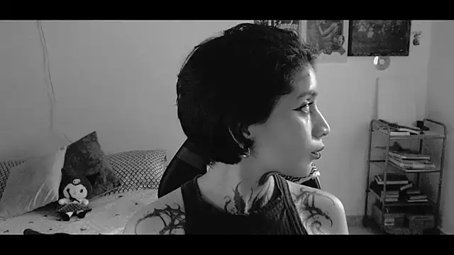 Snapshot of _Apola_77 chatting on 02/24/25, 08:58 Apola 77 online show from 02/24/25, 08:58