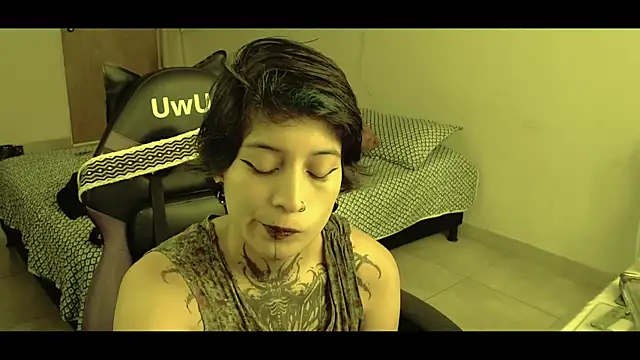 Snapshot of _Apola_77 chatting on 02/28/25, 06:31 Apola 77 online show from 02/28/25, 06:31