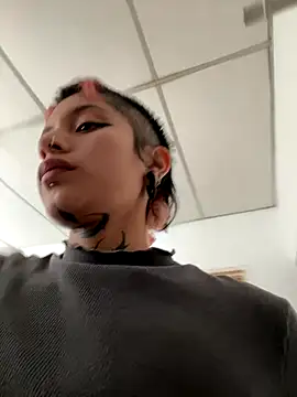 Snapshot of _Apola_77 chatting on 09/24/25, 03:59 Apola 77 online show from 09/24/25, 03:59