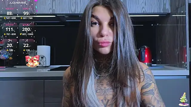 tattooedBabyy online show from 12/30/24, 04:19
