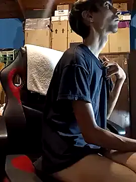 Snapshot of takumysexy chatting on 03/10/25, 03:01 takumysexy online show from 03/10/25, 03:01