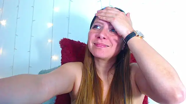 camila delarosa online show from 12/28/24, 07:22