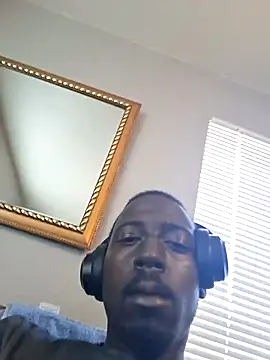 chocolatemeatstick25 online show from 07/18/26, 04:11