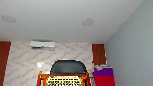 Snapshot of George_Dominator chatting on 01/24/25, 09:15 George Dominator online show from 01/24/25, 09:15