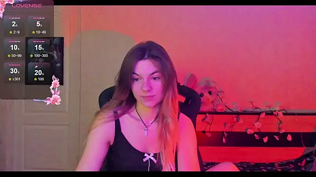 Snapshot of Sweet_me_ chatting on 06/14/26, 05:53 Sweet me online show from 06/14/26, 05:53