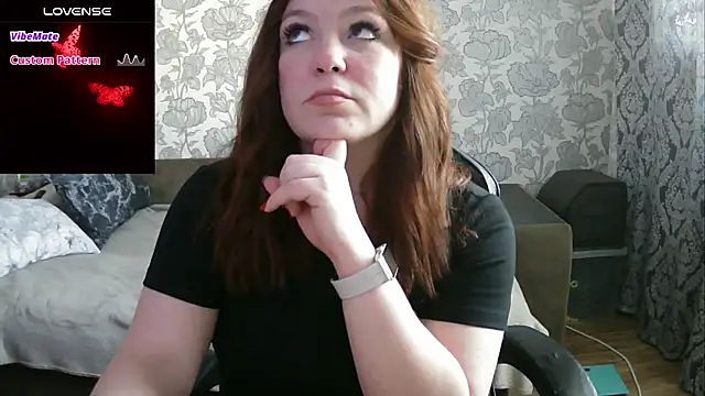 Snapshot of Sabrina_Poison chatting on 01/31/25, 10:42 Sabrina Poison online show from 01/31/25, 10:42