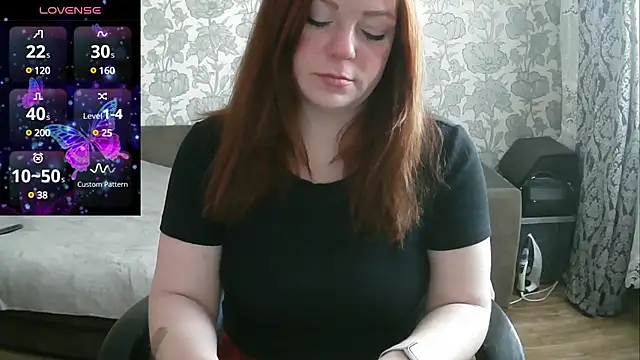 Snapshot of Sabrina_Poison chatting on 03/23/25, 06:58 Sabrina Poison online show from 03/23/25, 06:58