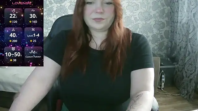 Snapshot of Sabrina_Poison chatting on 11/06/25, 07:42 Sabrina Poison online show from 11/06/25, 07:42