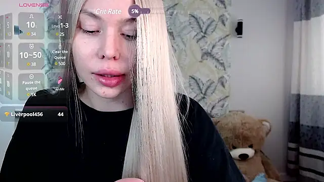 Snapshot of Marmalade_Fox chatting on 03/16/25, 04:41 Marmalade Fox online show from 03/16/25, 04:41