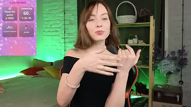 Crayzy Luv online show from 01/15/25, 08:48