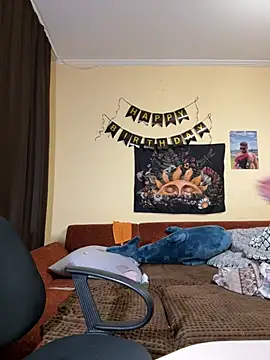 Crayzy Luv online show from 03/05/25, 10:10