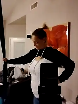 Dixiefaye Pika online show from 04/08/26, 06:46