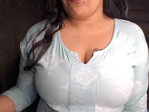 Trezza online show from 11/13/25, 02:43