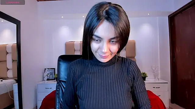 martina mancini online show from 03/21/25, 11:44