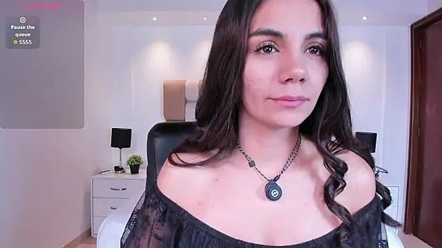 martina mancini online show from 03/27/26, 07:24