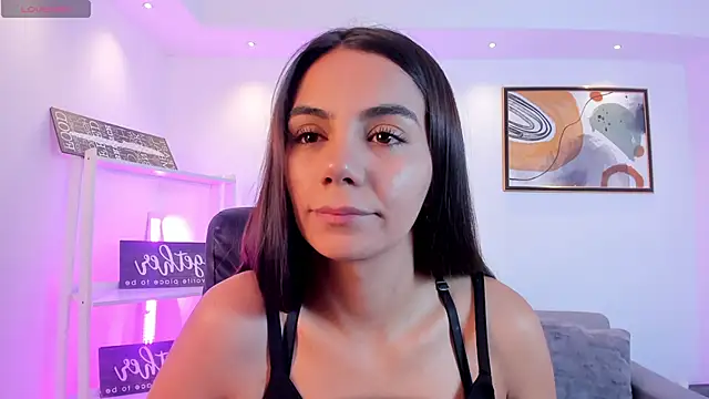 Snapshot of martina_mancini chatting on 05/15/26, 02:24 martina mancini online show from 05/15/26, 02:24