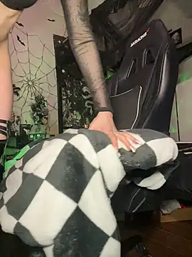 marleymaxwell online show from 01/04/25, 04:55