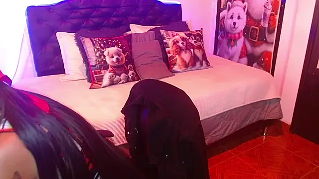 Snapshot of Dominik_girl chatting on 11/26/25, 10:00 Dominik girl online show from 11/26/25, 10:00