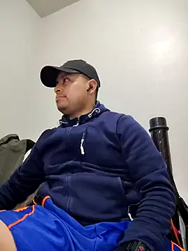 Snapshot of Potro23hotzen chatting on 12/26/24, 06:22 Potro23hotzen online show from 12/26/24, 06:22