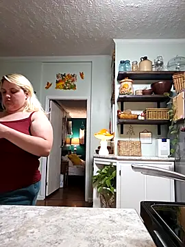 SweetCrazyKay online show from 04/11/26, 01:32