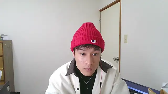 Snapshot of IroManager chatting on 12/26/24, 11:43 IroManager online show from 12/26/24, 11:43