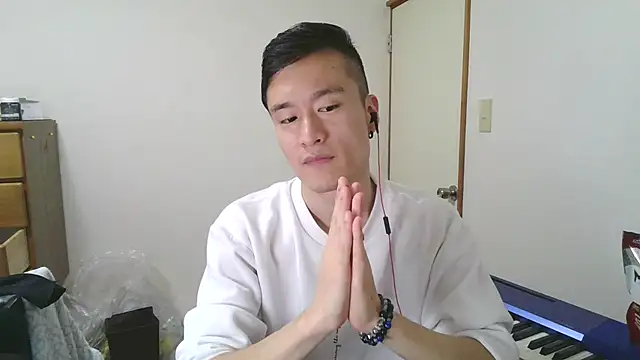 Snapshot of IroManager chatting on 12/31/24, 02:14 IroManager online show from 12/31/24, 02:14