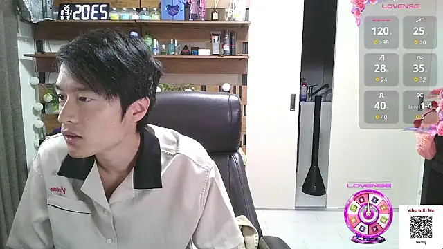 Snapshot of IroManager chatting on 09/10/25, 02:06 IroManager online show from 09/10/25, 02:06