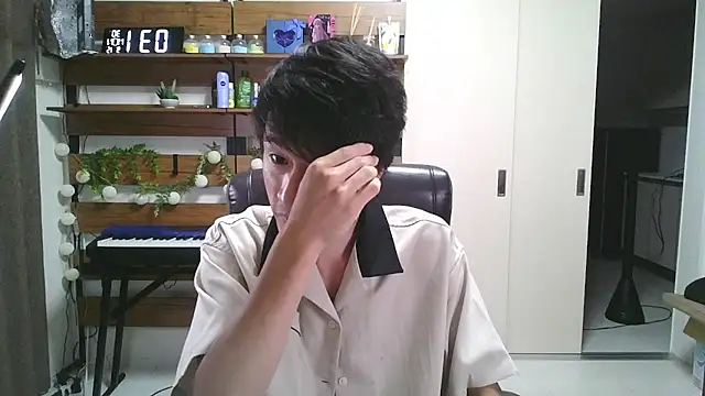 Snapshot of IroManager chatting on 09/14/25, 03:33 IroManager online show from 09/14/25, 03:33