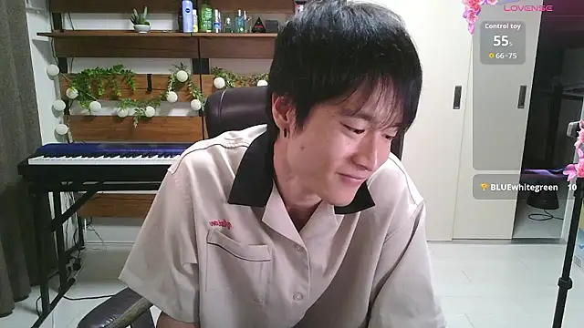 Snapshot of IroManager chatting on 09/17/25, 02:08 IroManager online show from 09/17/25, 02:08