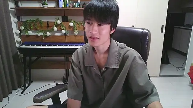 Snapshot of IroManager chatting on 09/21/25, 03:24 IroManager online show from 09/21/25, 03:24