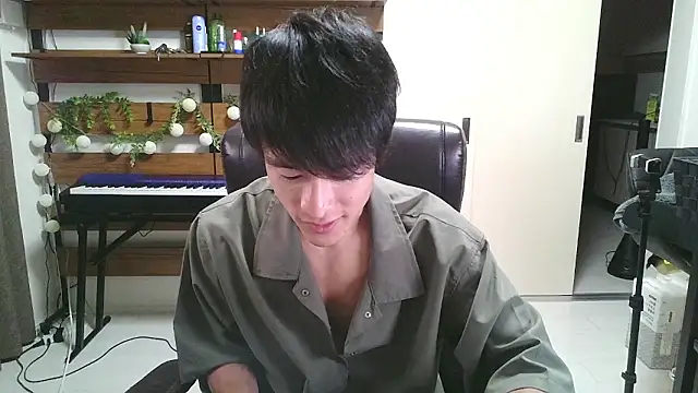 Snapshot of IroManager chatting on 09/24/25, 01:14 IroManager online show from 09/24/25, 01:14