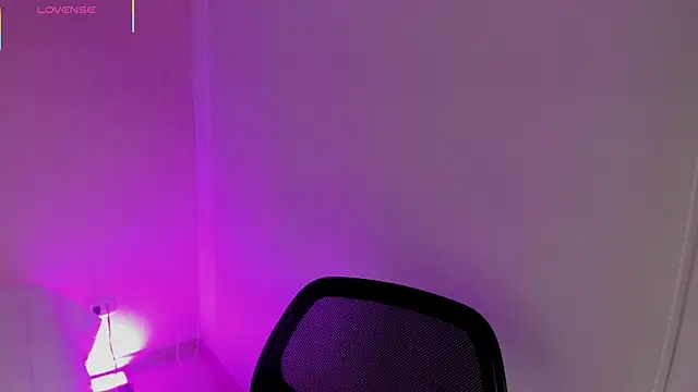 Oriana Guzman online show from 02/05/26, 11:31