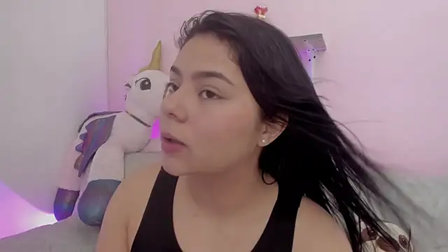 Oriana Guzman online show from 05/09/26, 05:01