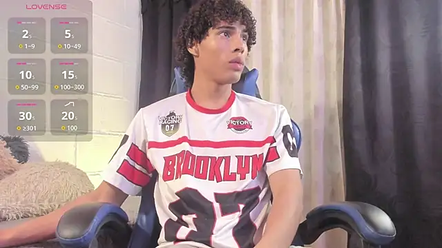 Snapshot of kleo_helenos chatting on 11/05/25, 03:39 kleo helenos online show from 11/05/25, 03:39