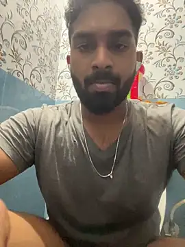 Snapshot of Handsomehunk_4U chatting on 12/02/24, 04:31 Handsomehunk 4U online show from 12/02/24, 04:31