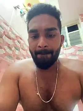 Snapshot of Handsomehunk_4U chatting on 12/18/24, 01:45 Handsomehunk 4U online show from 12/18/24, 01:45