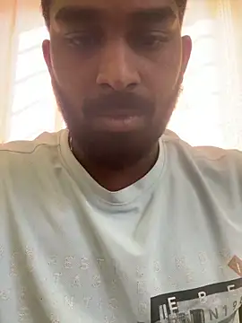 Snapshot of Handsomehunk_4U chatting on 12/20/24, 04:42 Handsomehunk 4U online show from 12/20/24, 04:42