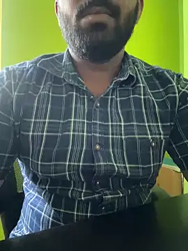 Snapshot of Handsomehunk_4U chatting on 02/05/25, 09:57 Handsomehunk 4U online show from 02/05/25, 09:57