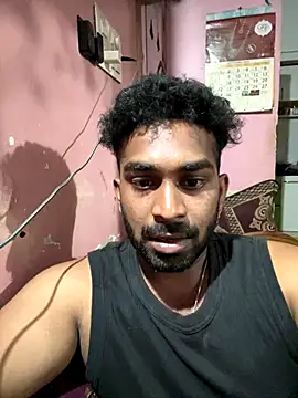 Snapshot of Handsomehunk_4U chatting on 09/23/25, 06:11 Handsomehunk 4U online show from 09/23/25, 06:11