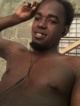 Snapshot of elnegro_12@xh chatting on 03/02/25, 03:59 elnegro 12xh online show from 03/02/25, 03:59