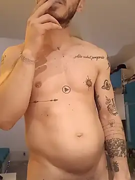 Snapshot of BenDover313OF chatting on 03/01/25, 05:27 BenDover313OF online show from 03/01/25, 05:27