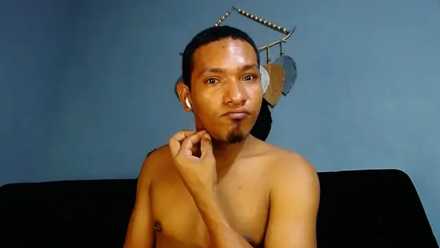 Grandeygruesa1 online show from 12/31/24, 03:09