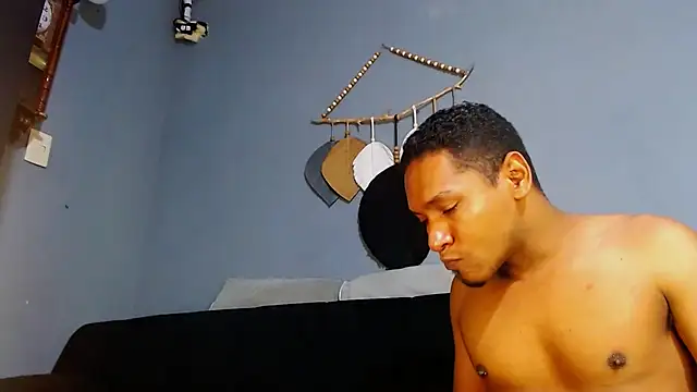 Grandeygruesa1 online show from 02/08/25, 06:33