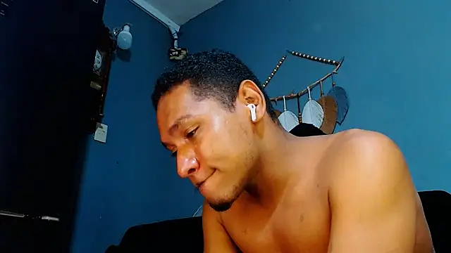 Grandeygruesa1 online show from 02/10/25, 11:57